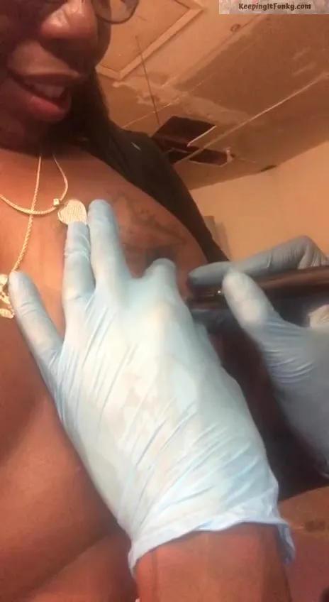 ms juli100s nipple piercing Sex Movies Featuring keepingitfunky com 