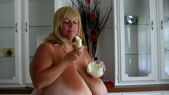 Bananas And Cream