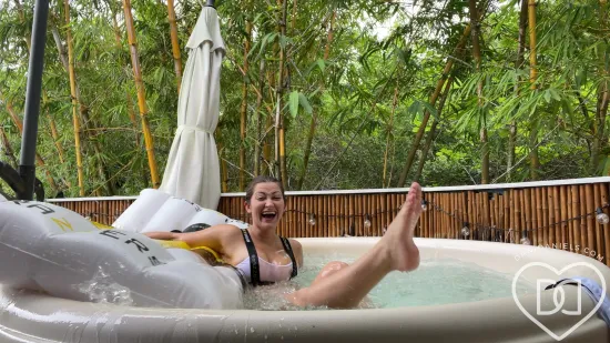 ZZ Floaty Fun