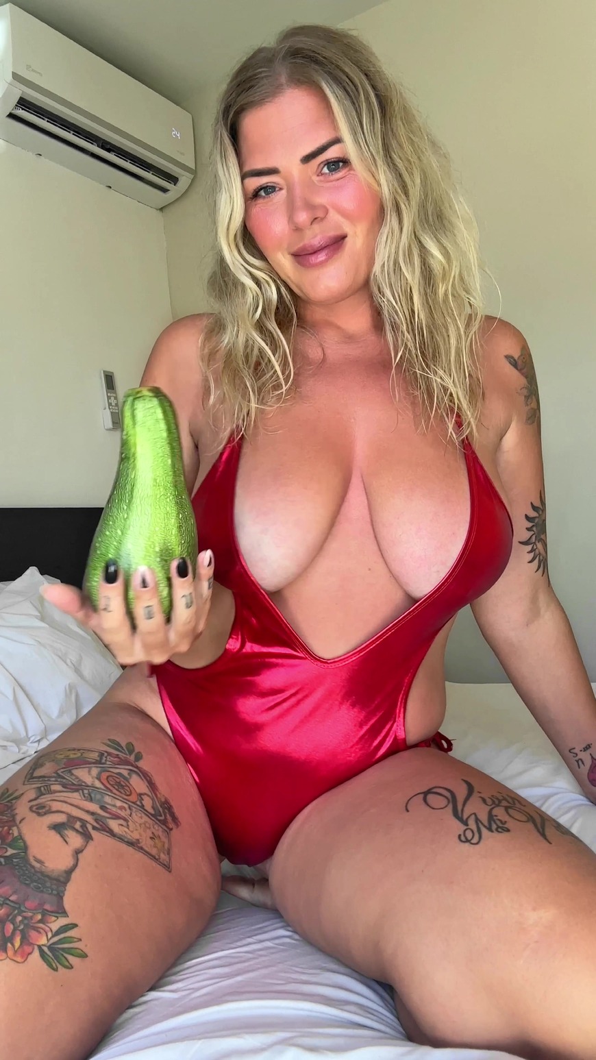 Veggie fuck - Clip by Anna Rain - Fancentro