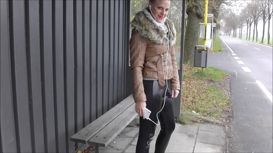Mega Leggings Arsch wird ANAL gesprengt - clip coverforeground