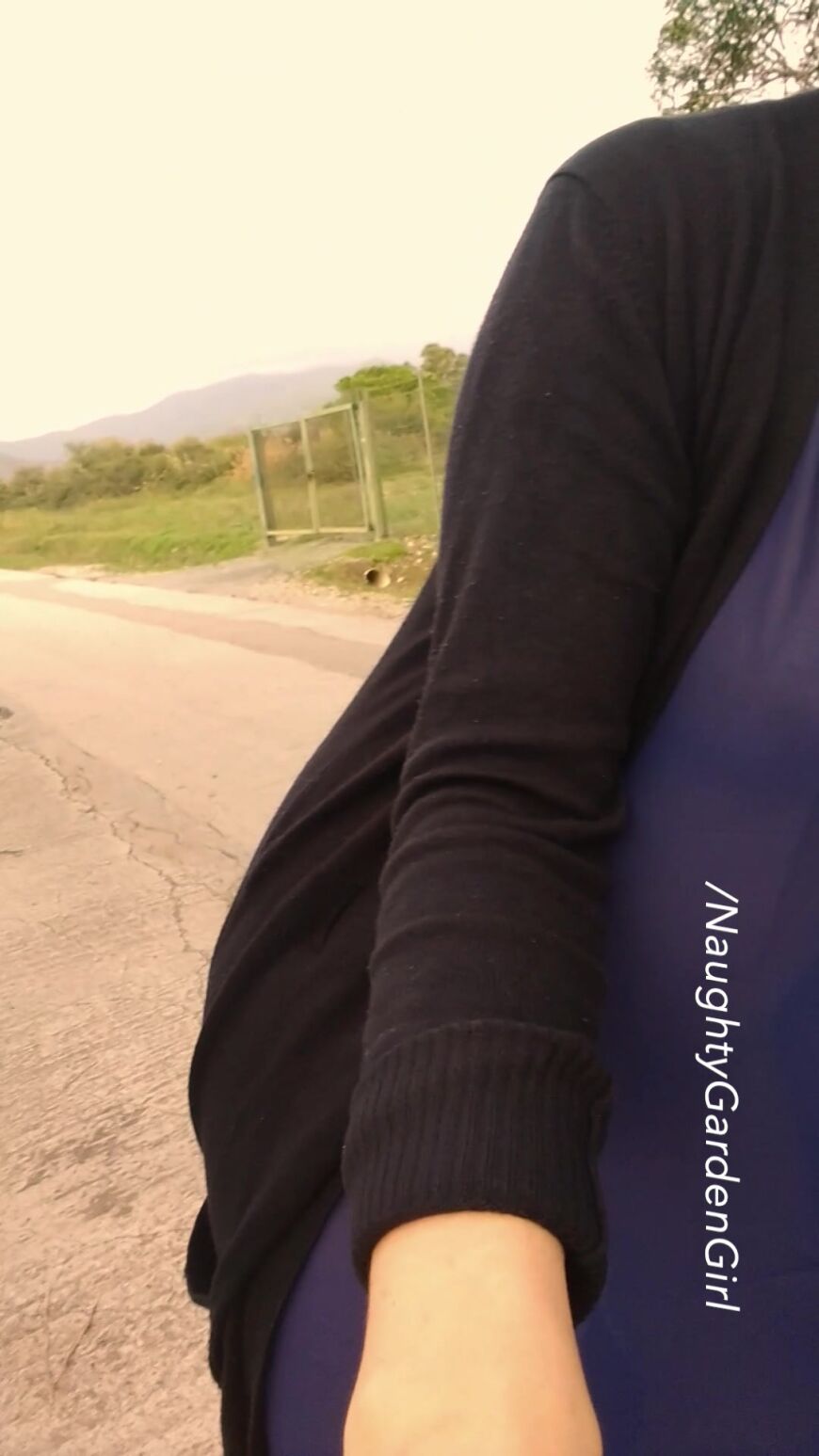 📂 Stripping Naked on a Bike Ride (Caught) - clip coverforeground