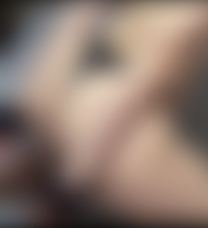 je hebt mij zo in de boeien geslagen volledig naakt en speelt lekker zo met mij....😳🥵 - clip coverforeground