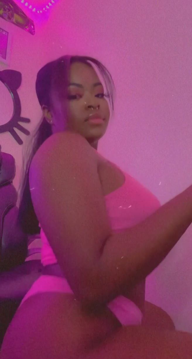 The best is yet to be🥰 - clip coverforeground