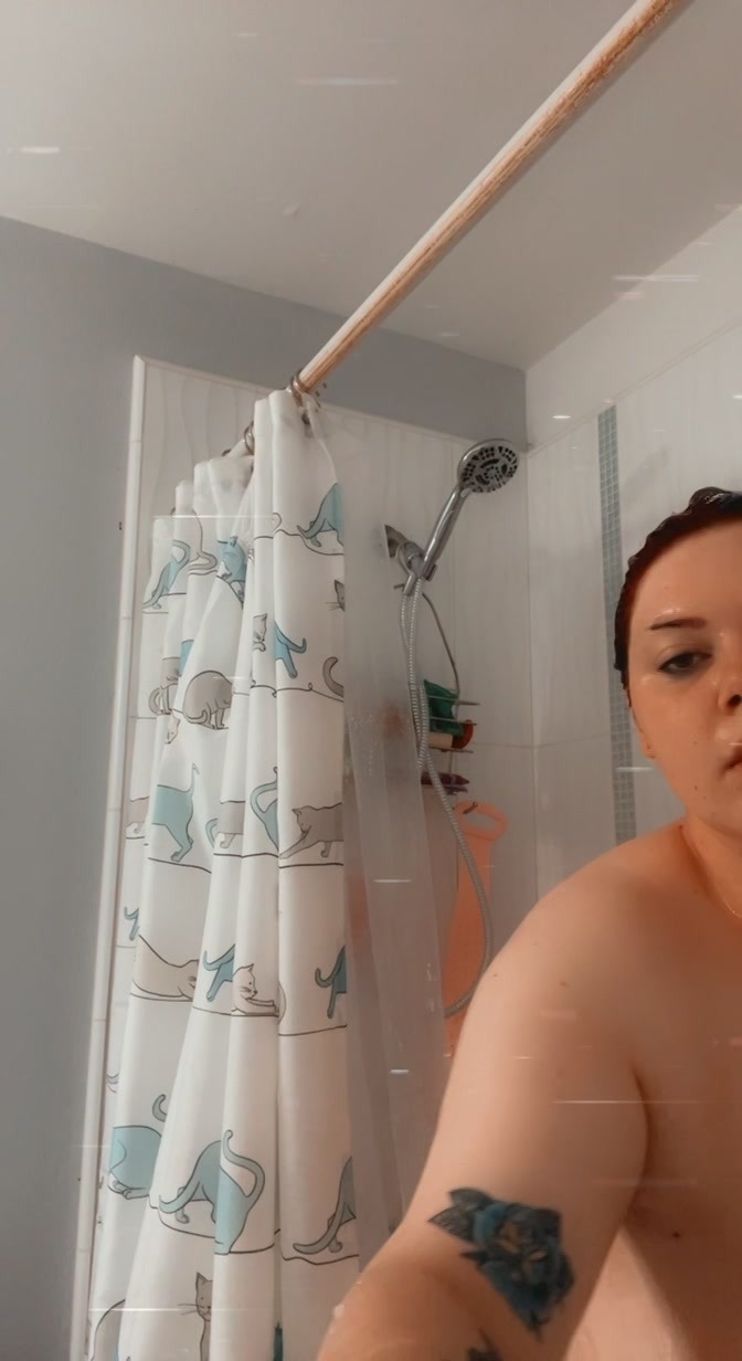 Watch me in the shower 🥺💕 - clip coverforeground