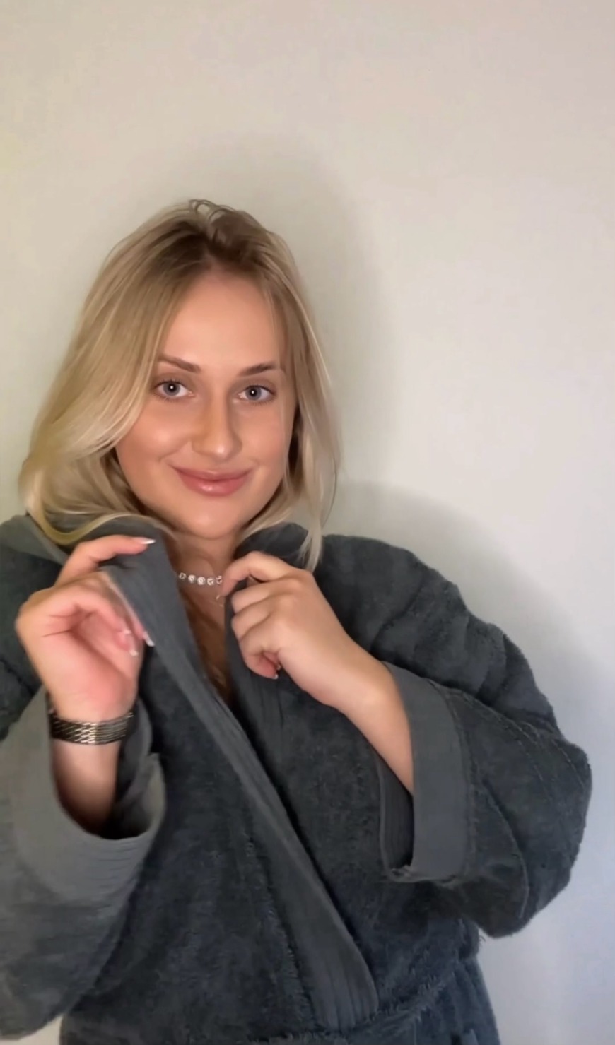 Luister je mee hoe nat ik sta…? 💦 - clip coverforeground