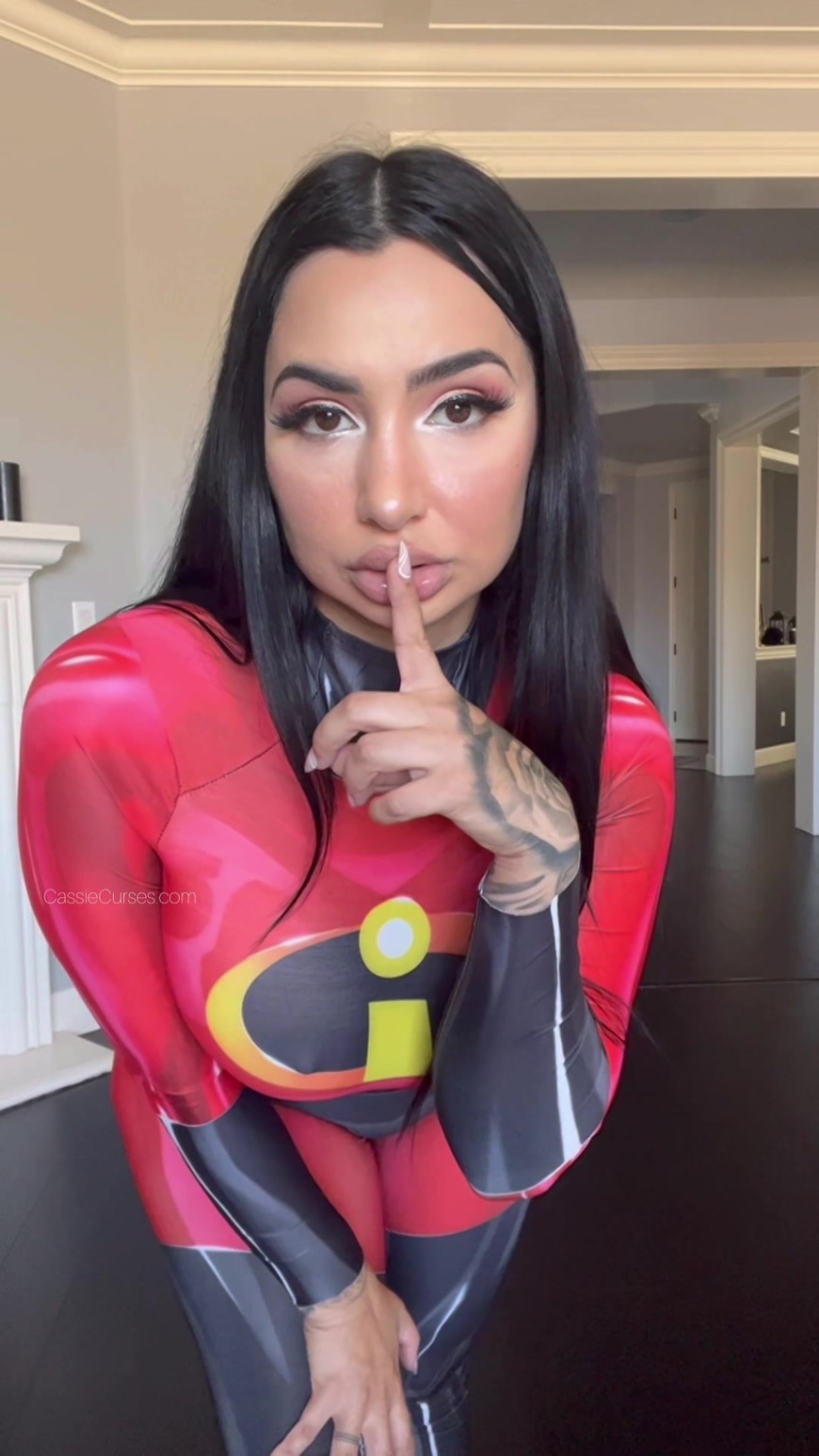 INCREDIBLES STEP-SIS COSPLAY  - clip coverforeground