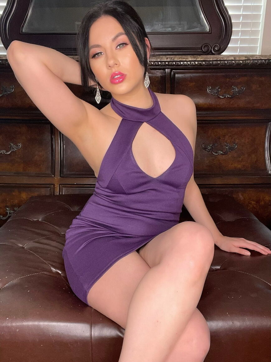 Violet Vintage Pleasure - clip coverforeground