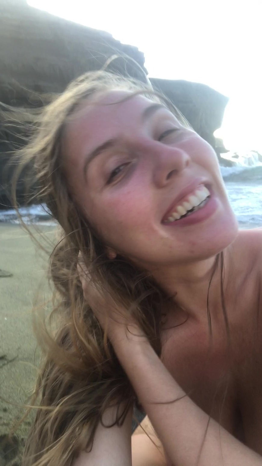 PUBLIC BEACH! - Clip by Lena Paul - Fancentro