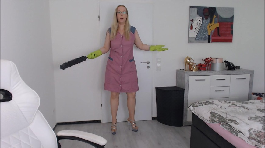 Me and Cleaning woman? Never ever! Ich und Putzfrau?? Niemals!!! - clip coverforeground