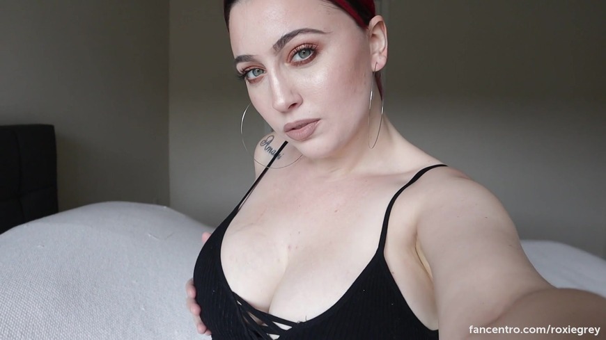 What are you really in the mood for right now babe?🍆👅 Maybe I can help you empty your balls🥵💦 - clip coverforeground
