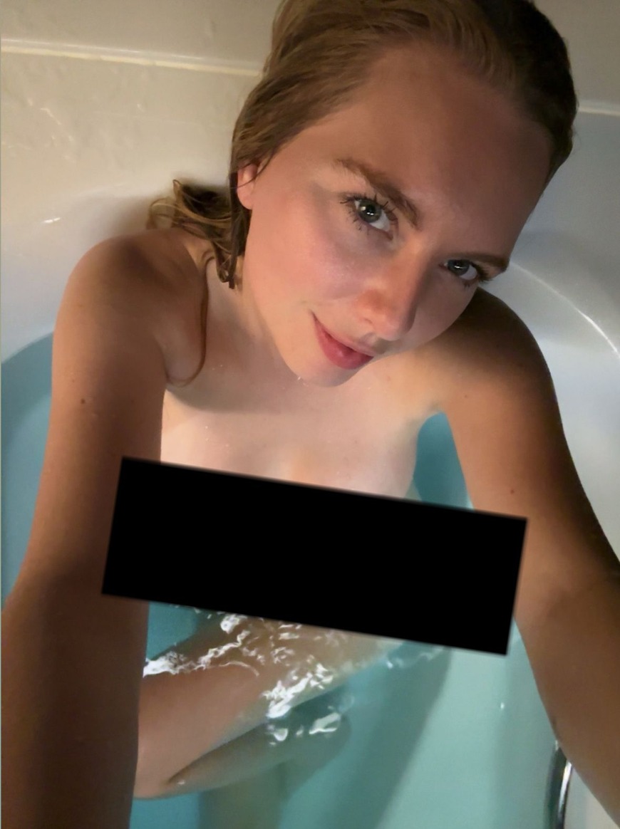 Full nude bath video - Heerlijk om mezelf zo t - clip coverforeground