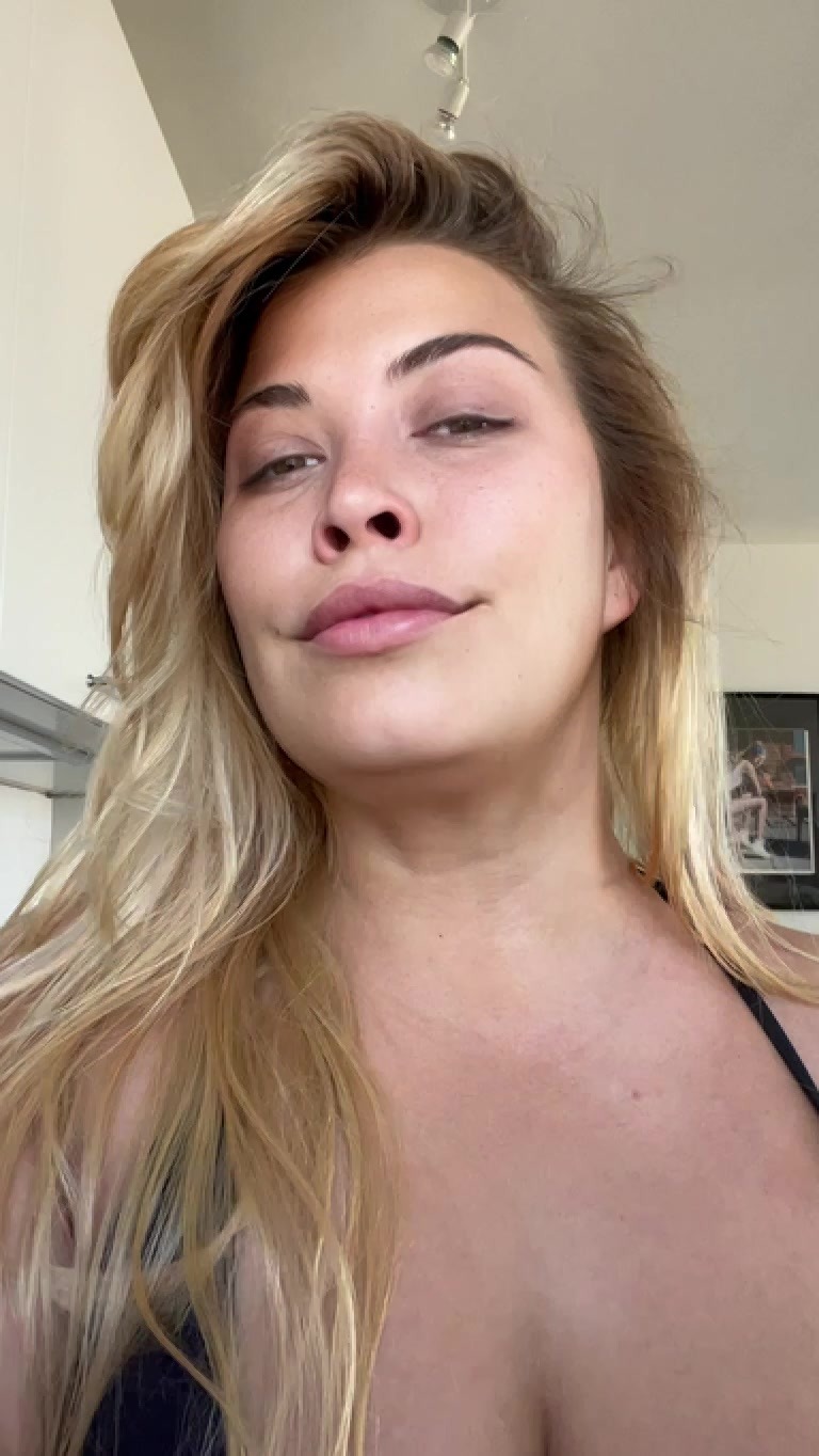 POV: BLOWJOB🍆🥵 - Видео от Stevie Burns - Fancentro