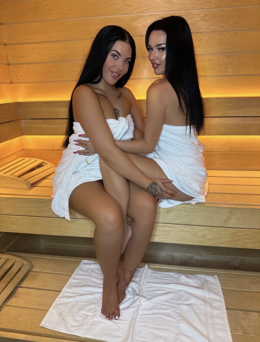 Lesbian Sex tape in the sauna  - clip coverforeground