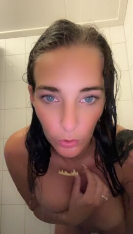 Boob play😏😛 - clip coverforeground