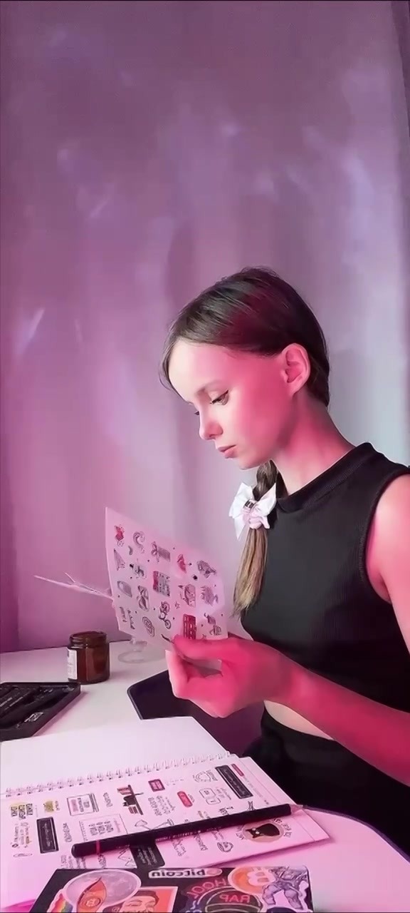 Your little girl 😘😈 - clip coverforeground