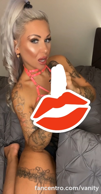 Trying my new toy 💋 - clip coverforeground