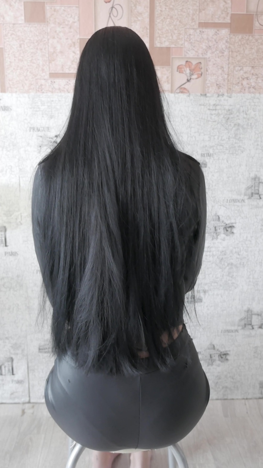 The brunette in leather let me cum on her hair - clip coverforeground