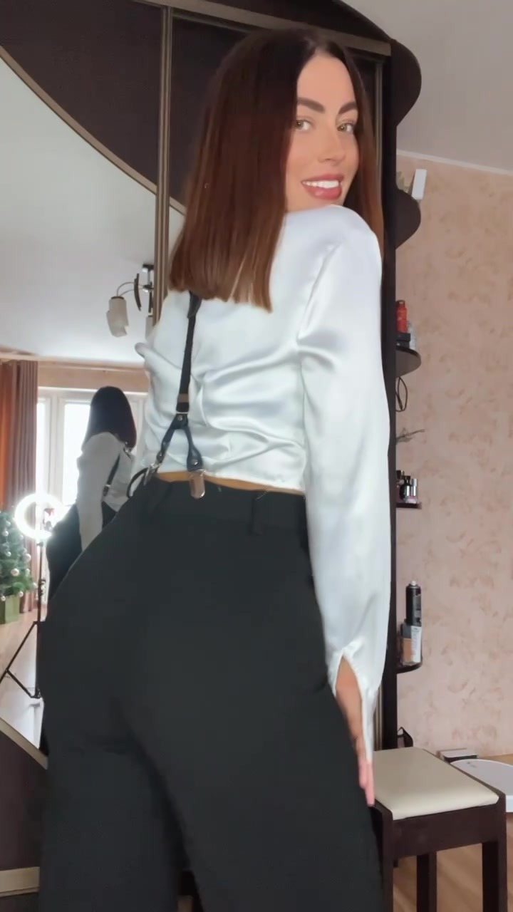 Your hot assistant🔥 - clip coverforeground