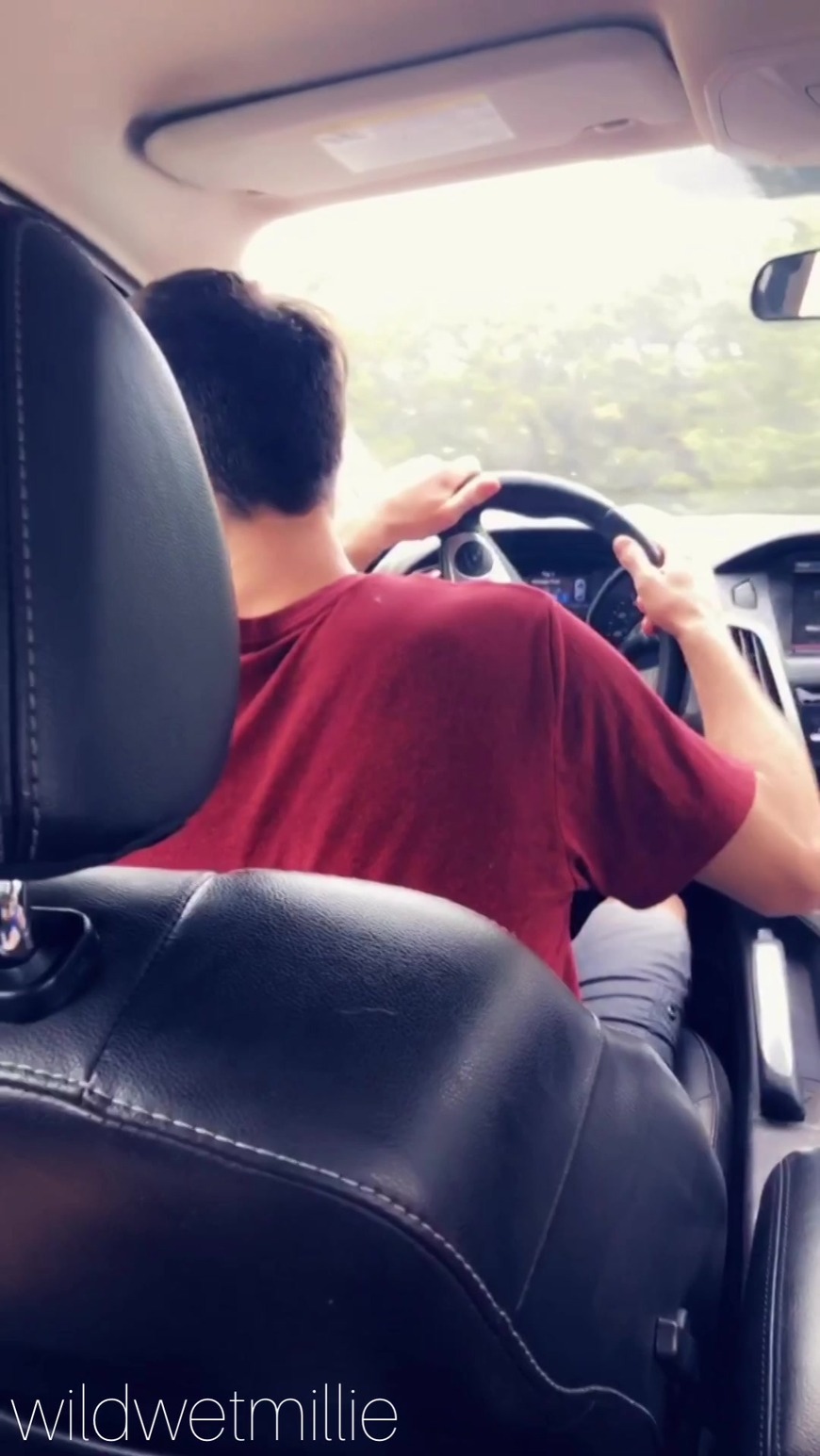 Masturbating in an Uber with Candy Court - Clip de Millie Moore - Fancentro