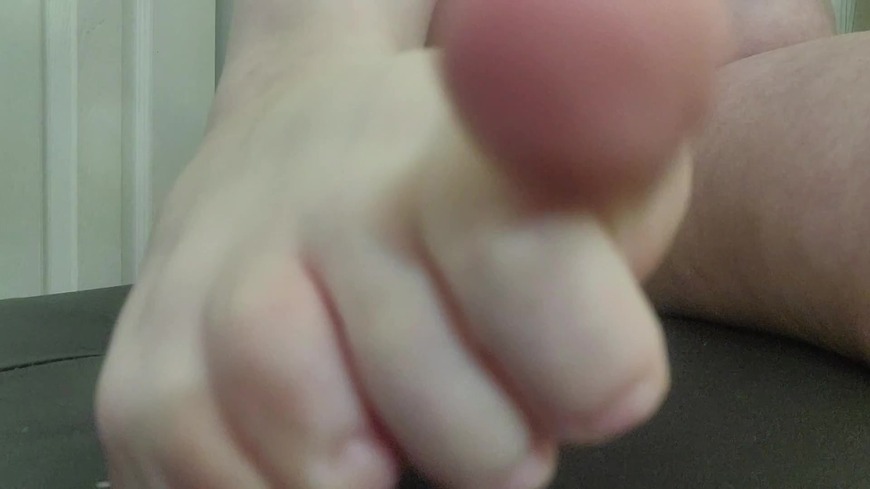 Pudgy Toes & Angry Toenails - clip coverforeground