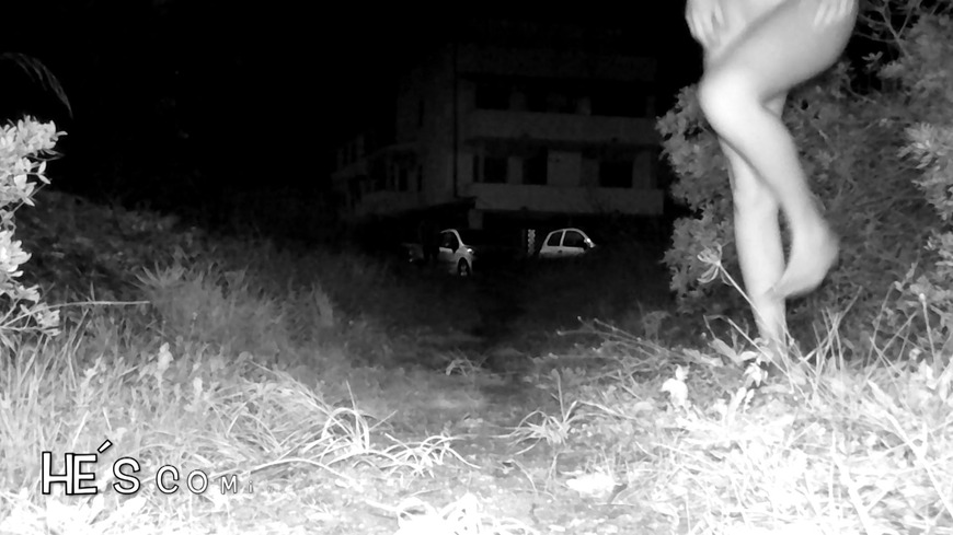 Night Vision in Town (caught) - clip coverforeground