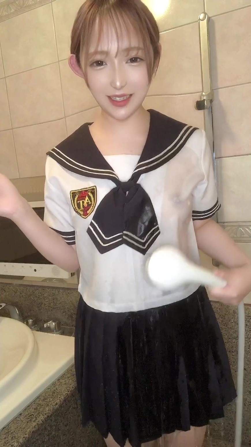 Masturbate in the shower room wearing school clothes. - clip coverforeground