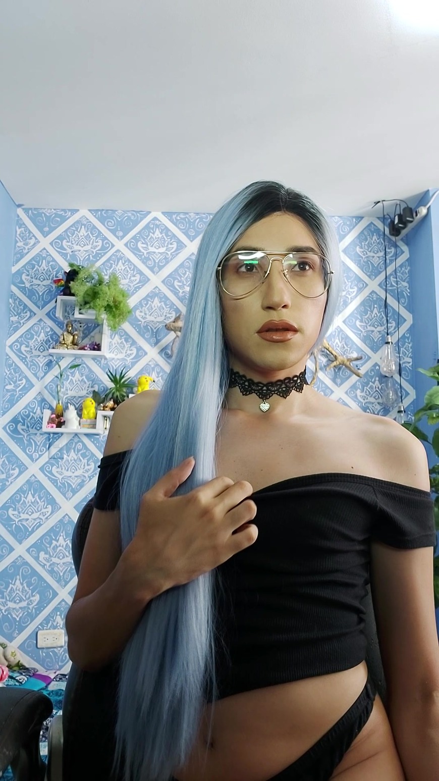me n more of me - clip coverforeground