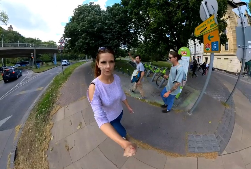 CumWalk on the Quay. 😜
 
 - clip coverforeground