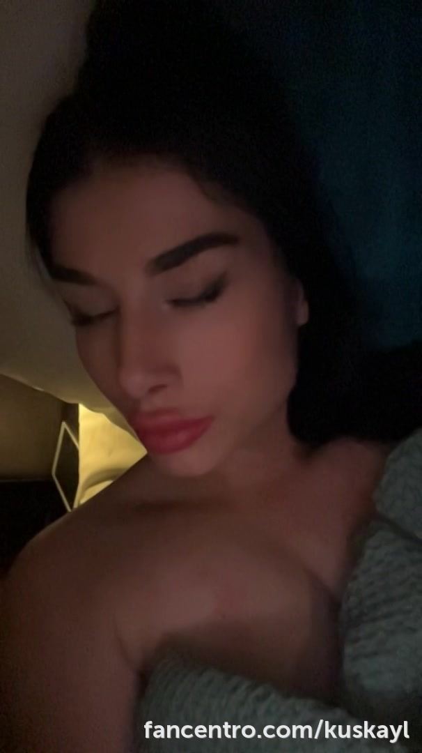 SOLO in BED😳💦 - clip coverforeground