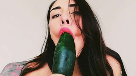 New vegan diet, i like so much cucumber! 