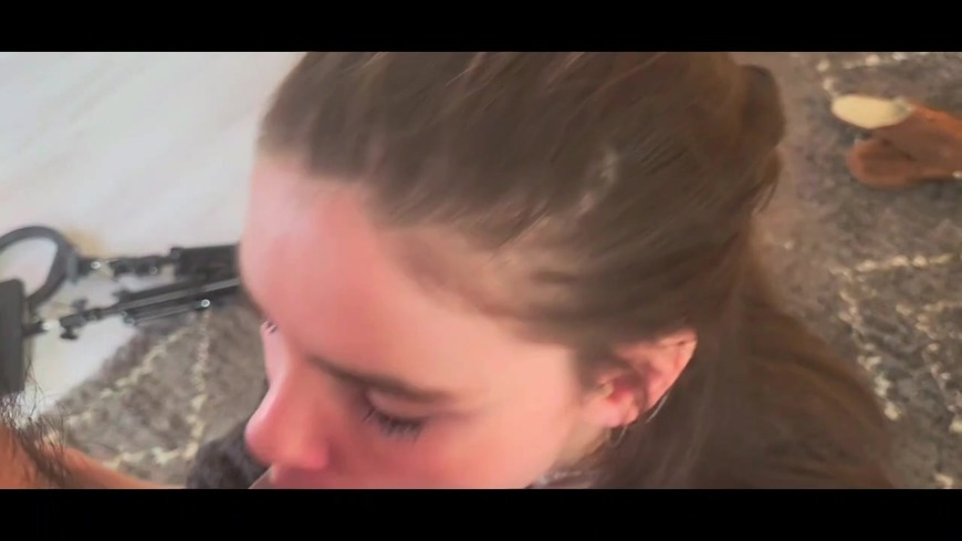 Blowjob and cumshot - clip coverforeground