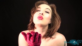 Flavored Valentine's Lipstick Kisses