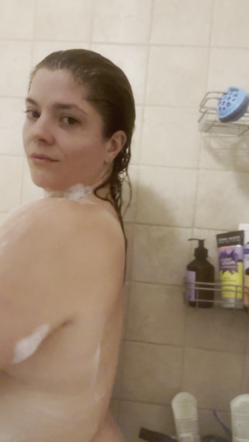 Play in the shower - clip coverforeground