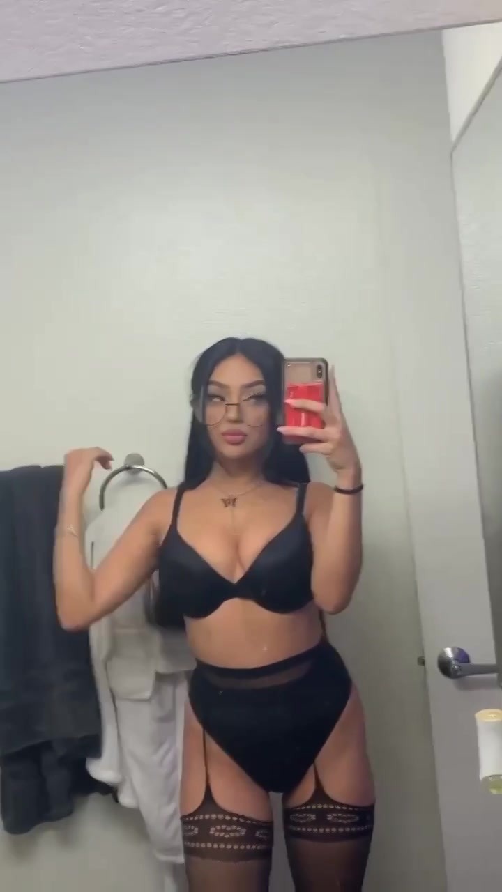 Thinking about you. Lovely dirty thoughts.😘 - Clip by Mia Amador -  Fancentro