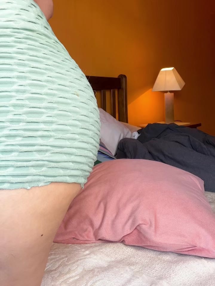 Pillow Humping Fun - clip coverforeground