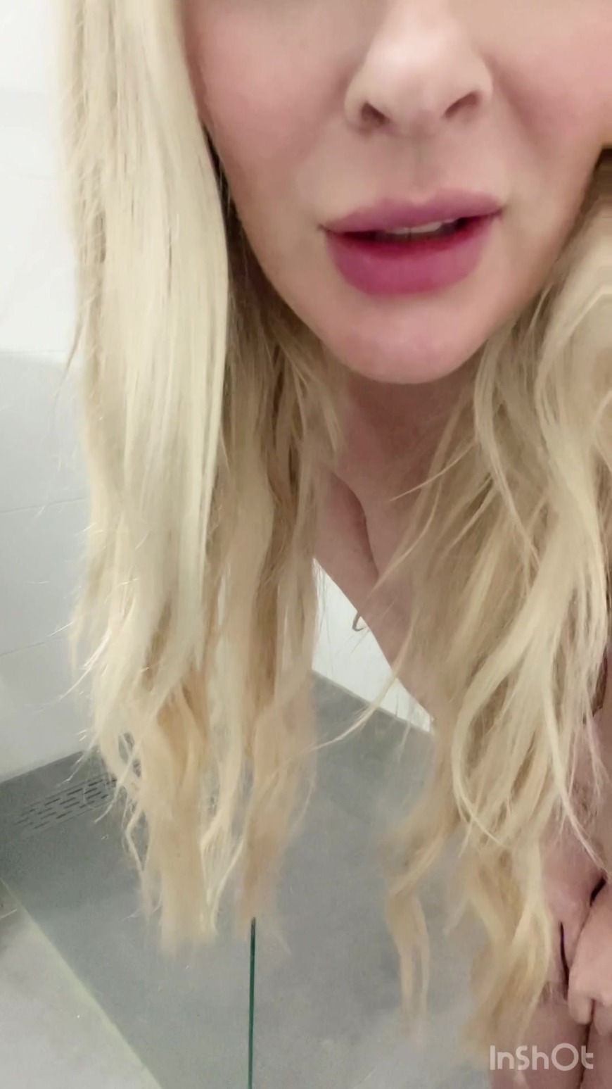 Dildo sucking shower 🍆💦 - clip coverforeground