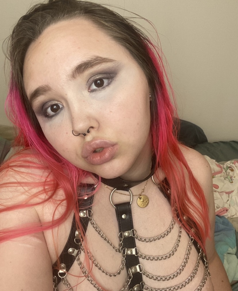 Blowjob from nasty cumslut and cum on face  - clip coverforeground