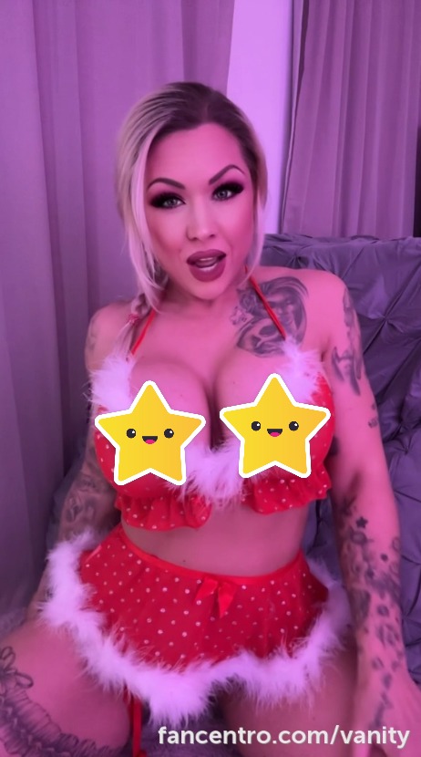 I feel horny today and i wear my christmas outfit😋 - clip coverforeground