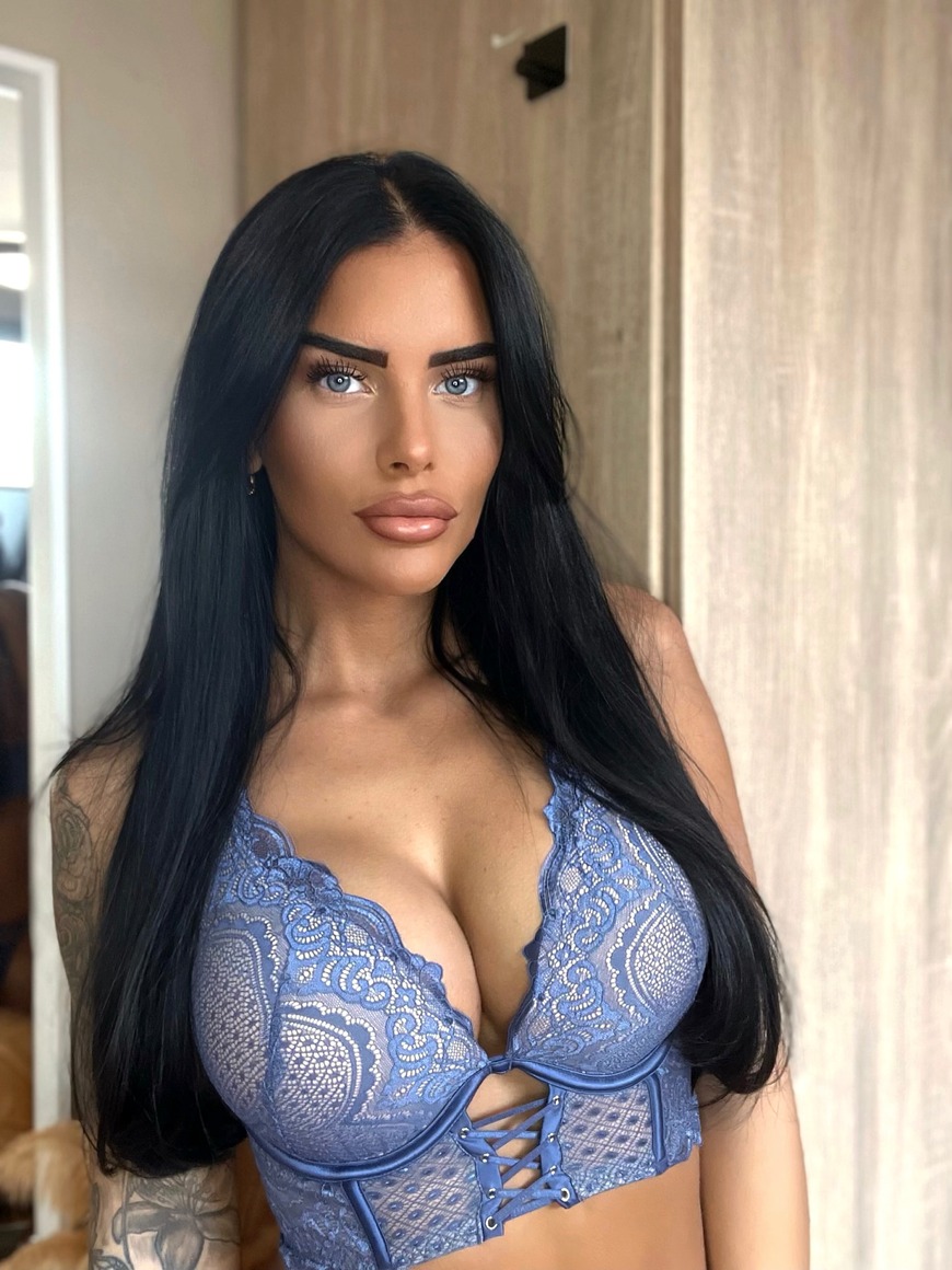 Showing you my naked body😈 all of it…🙊👀 - clip coverforeground