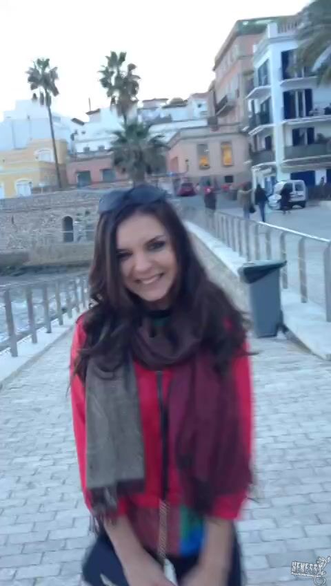 How I Met Kira in Sitges...