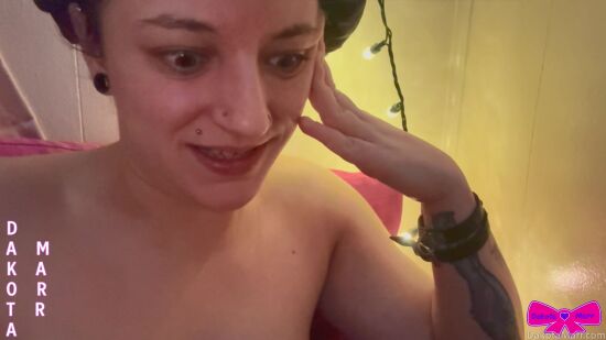 Your Girlfriend Checks In With You