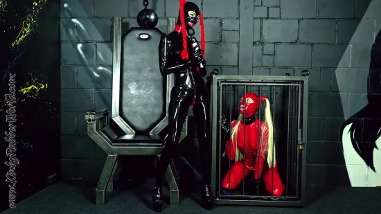 Laras Sexy Latex Playdoll Lizanne