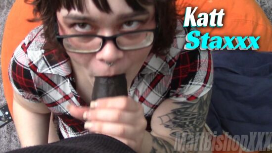 Dripdrop Behind the Scenes!!! Katt Staxxx Loves Sucking Dick and Getting Doggy Fucked After Photoshoots!!!