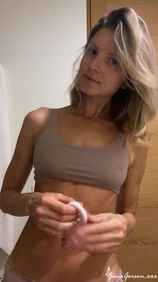 Sexy Abs, Oiled Body