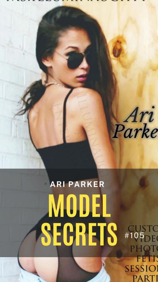 Model Secrets 105 - Ari Parker 01