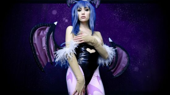 Sexy Succubus Morrigan Teases & Strokes for You