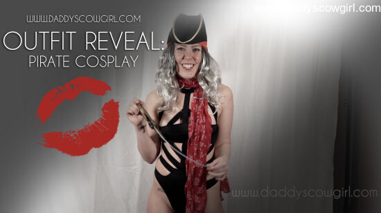 Outfit Reveal: Halloween Pirate 2020