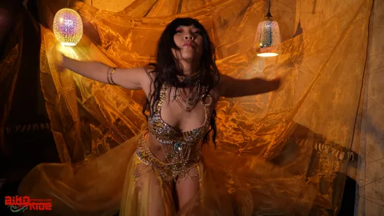 Catheter Belly Dance