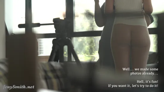 Seduce Her or Him. a Pantyhose Review.